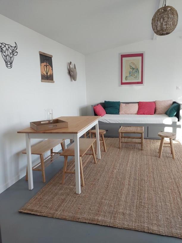 Mas Constantin Apartment Salin-de-Giraud Room photo